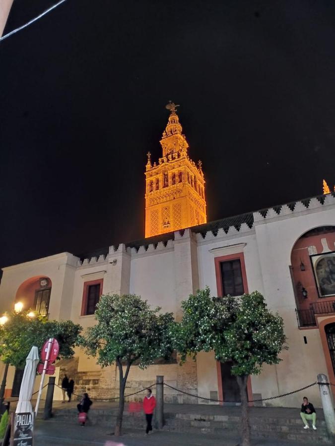 Living Triana House Apartment Seville Luaran gambar