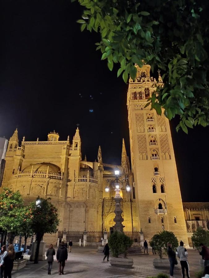 Living Triana House Apartment Seville Luaran gambar